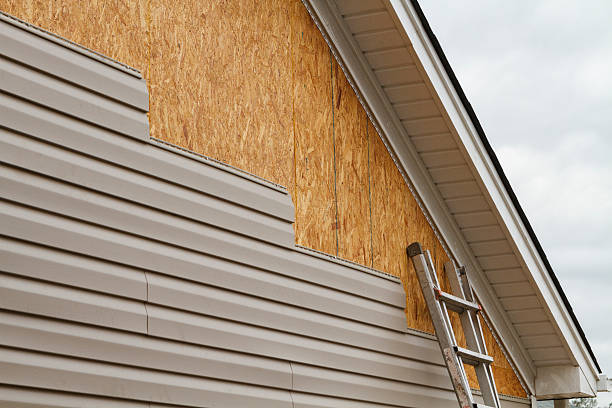 24/7 Emergency Storm Damage Siding Repair experts in Rome, IL